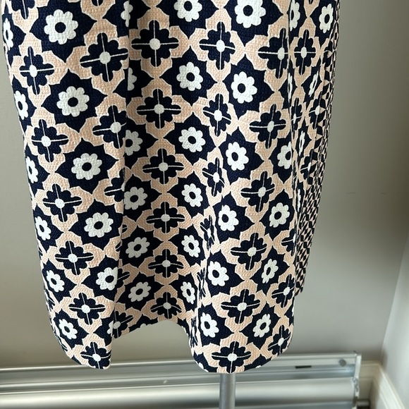 Boden Women's Pippa Floral Shift Knee Length Dress Pockets Navy Blue Peach Sz 12 - Picture 5 of 14